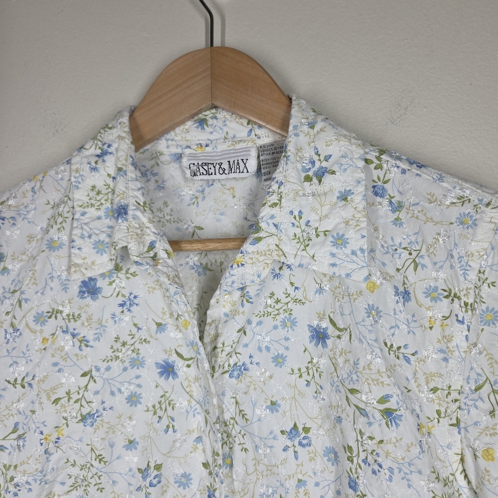 Vintage 90s Casey & Max Blue Yellow White Floral Embroidered Button Up Crop Med - Picture 2 of 8